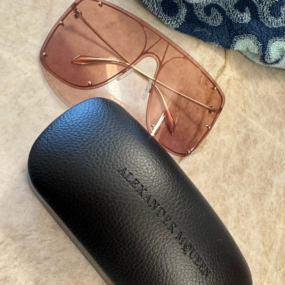 ALEXANDER MCQUEEN brand new sunglasses